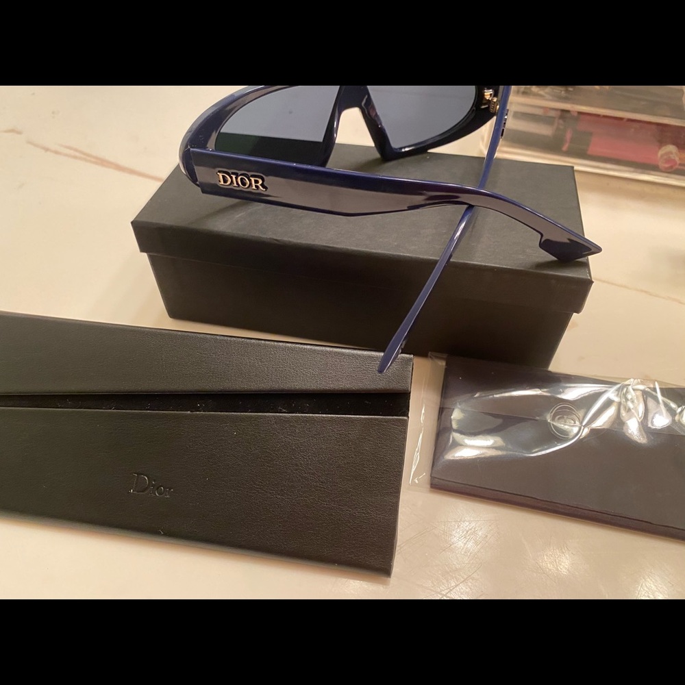 Authentic DIOR women's designer sunglasses - Picture 4 of 8
